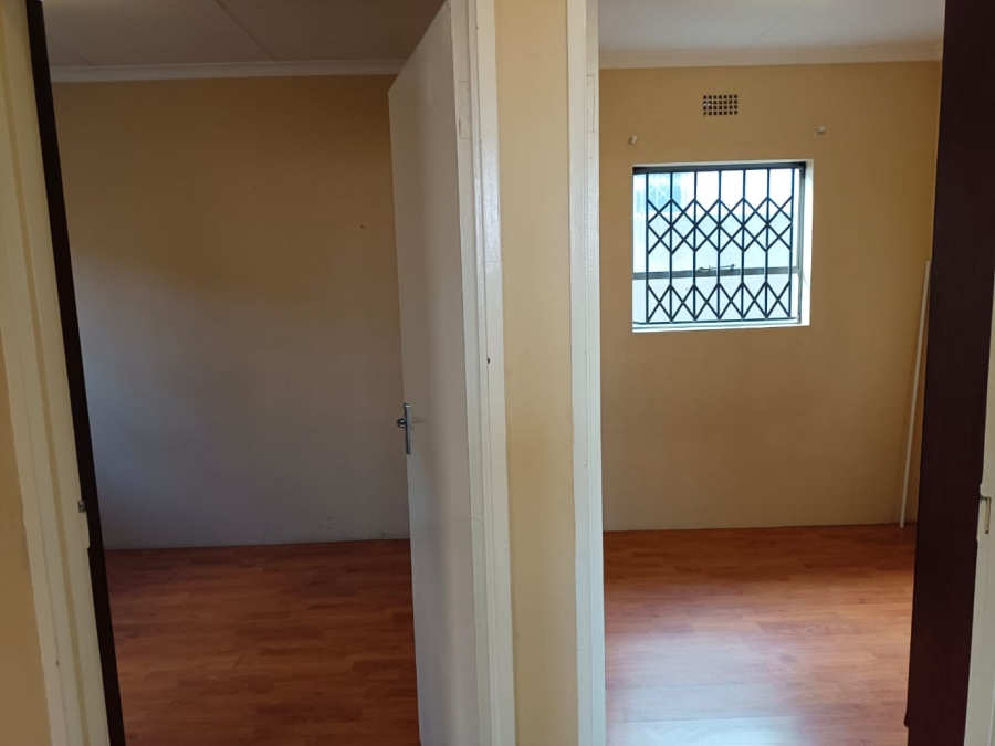 3 Bedroom Property for Sale in Clayville Gauteng