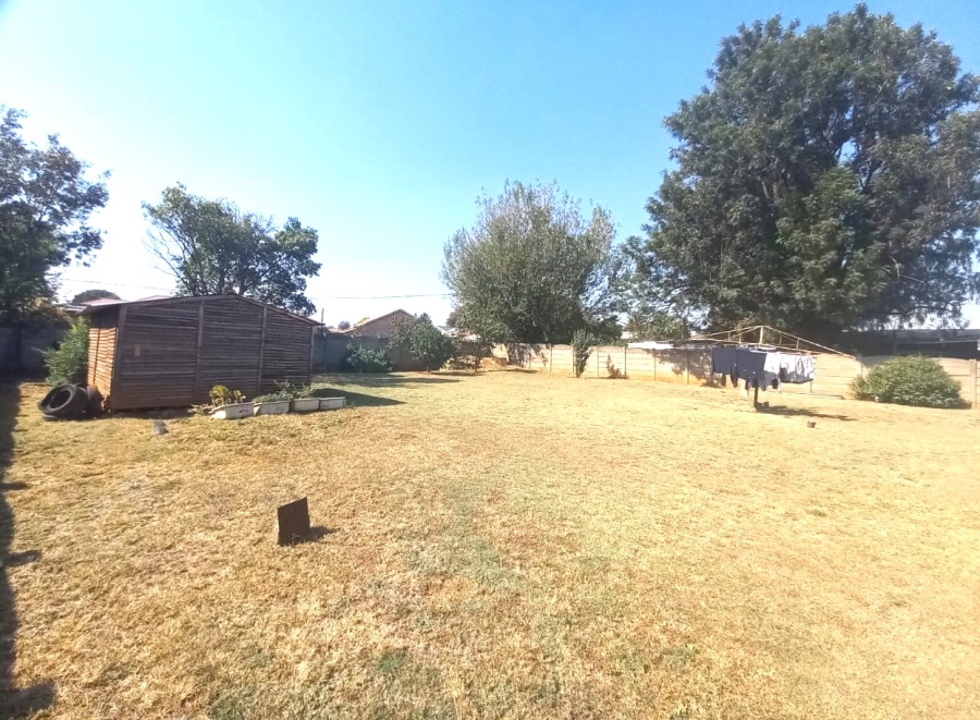 3 Bedroom Property for Sale in Rothdene Gauteng