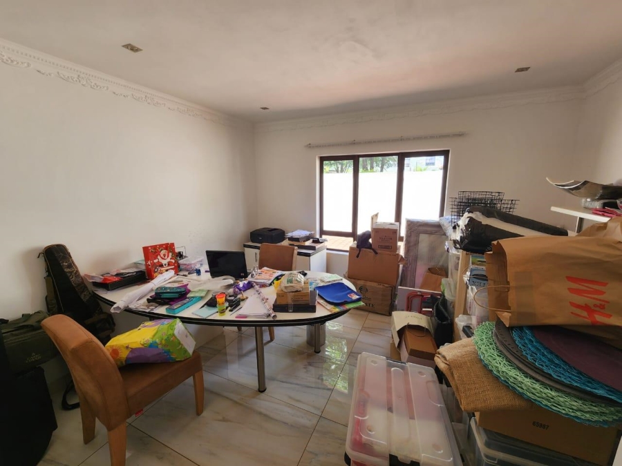 4 Bedroom Property for Sale in Zambezi Country Estate Gauteng