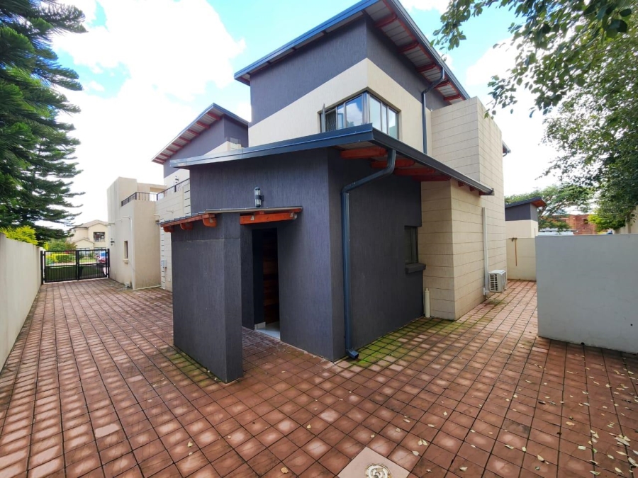 4 Bedroom Property for Sale in Zambezi Country Estate Gauteng