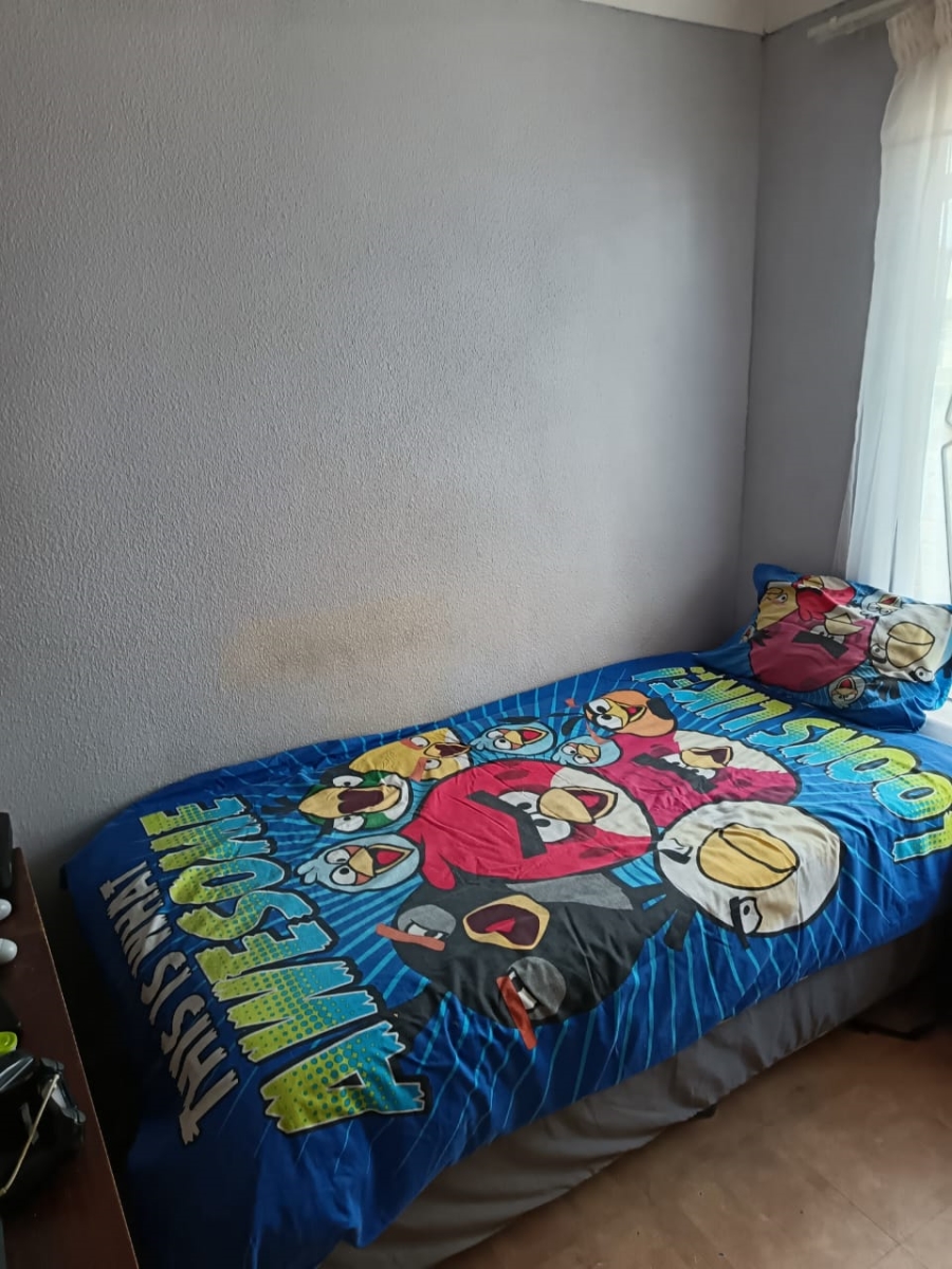 2 Bedroom Property for Sale in Unitas Park Gauteng