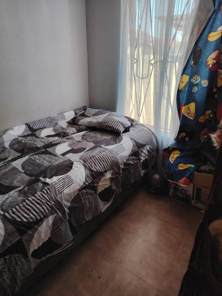 2 Bedroom Property for Sale in Unitas Park Gauteng