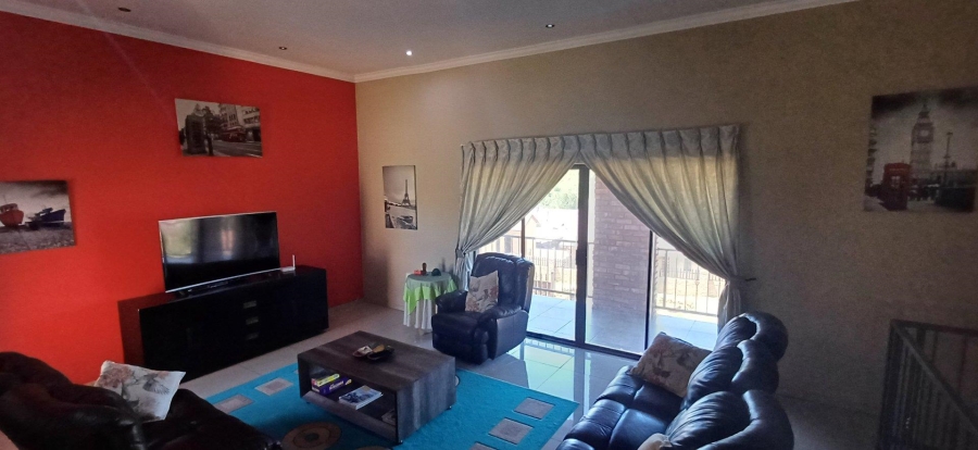 5 Bedroom Property for Sale in Fochville Gauteng