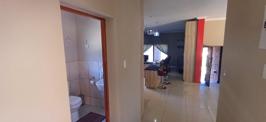5 Bedroom Property for Sale in Fochville Gauteng
