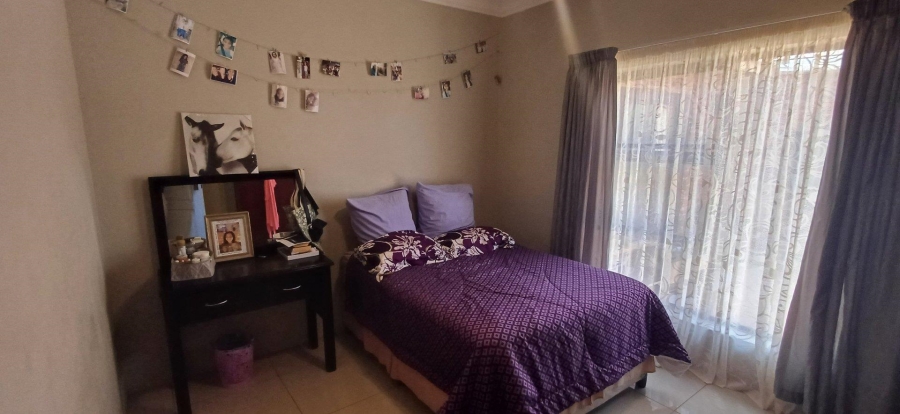 5 Bedroom Property for Sale in Fochville Gauteng