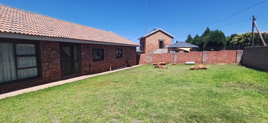 5 Bedroom Property for Sale in Fochville Gauteng