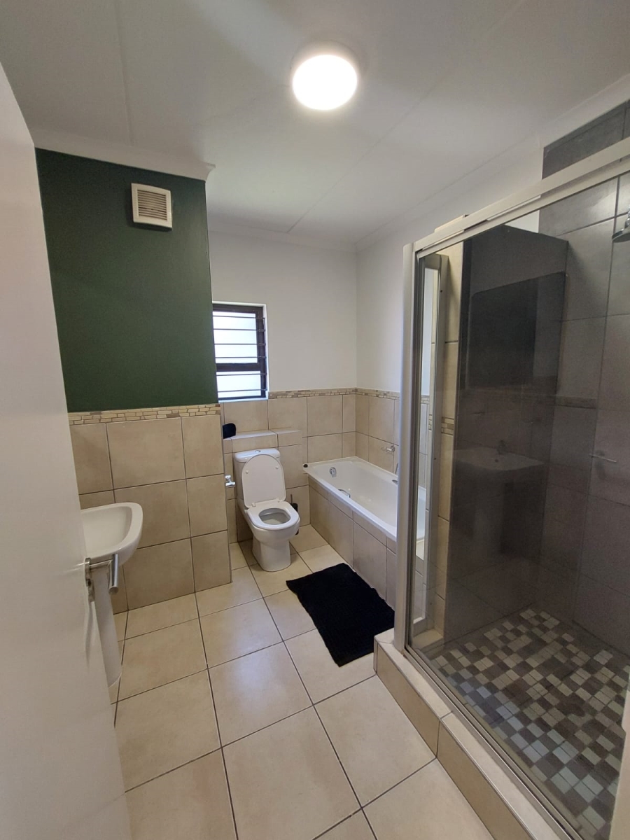 To Let 3 Bedroom Property for Rent in Sunninghill Gauteng