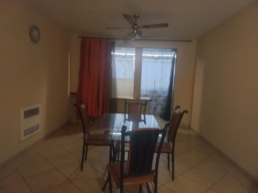 2 Bedroom Property for Sale in Florida Gauteng