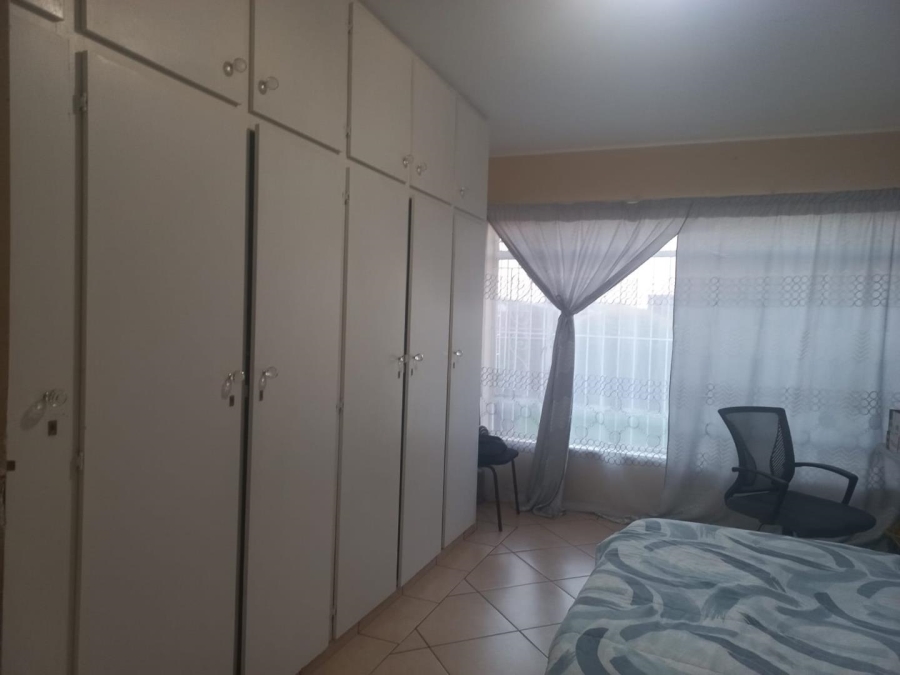 2 Bedroom Property for Sale in Florida Gauteng