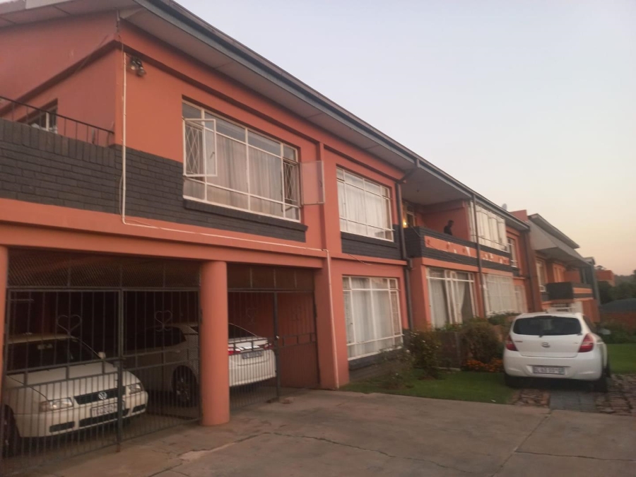 2 Bedroom Property for Sale in Florida Gauteng