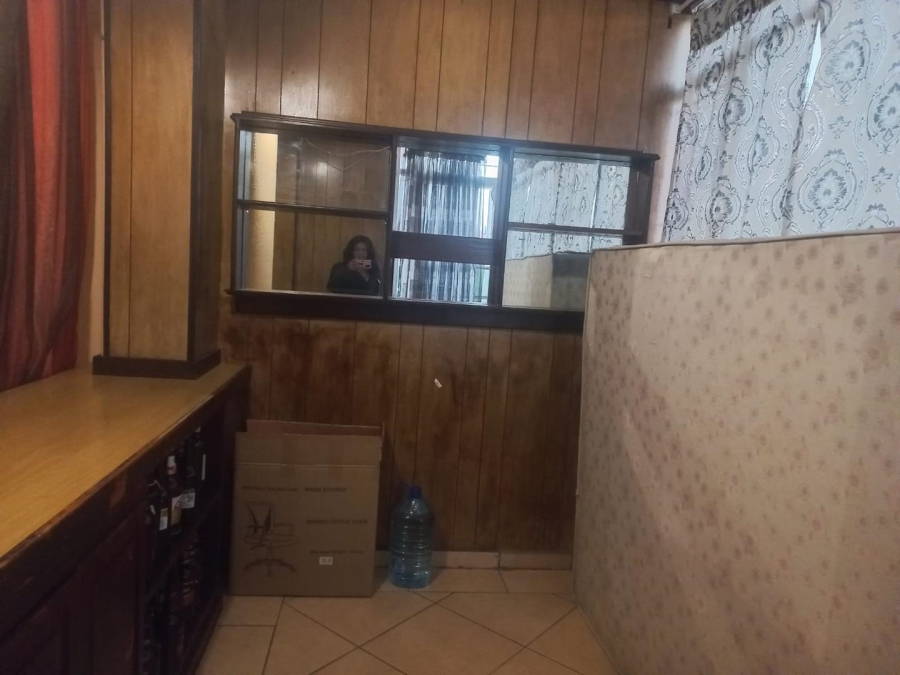 2 Bedroom Property for Sale in Florida Gauteng