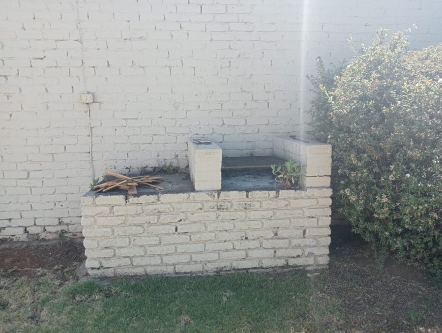 3 Bedroom Property for Sale in Homelake Gauteng