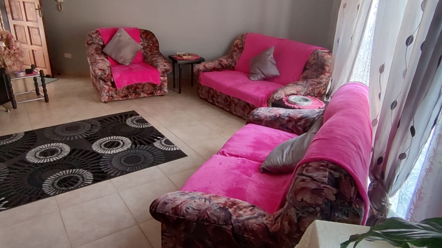 2 Bedroom Property for Sale in Eike Park Gauteng