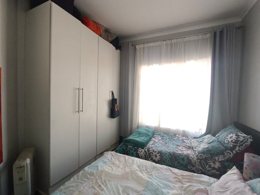 3 Bedroom Property for Sale in Robinpark Gauteng