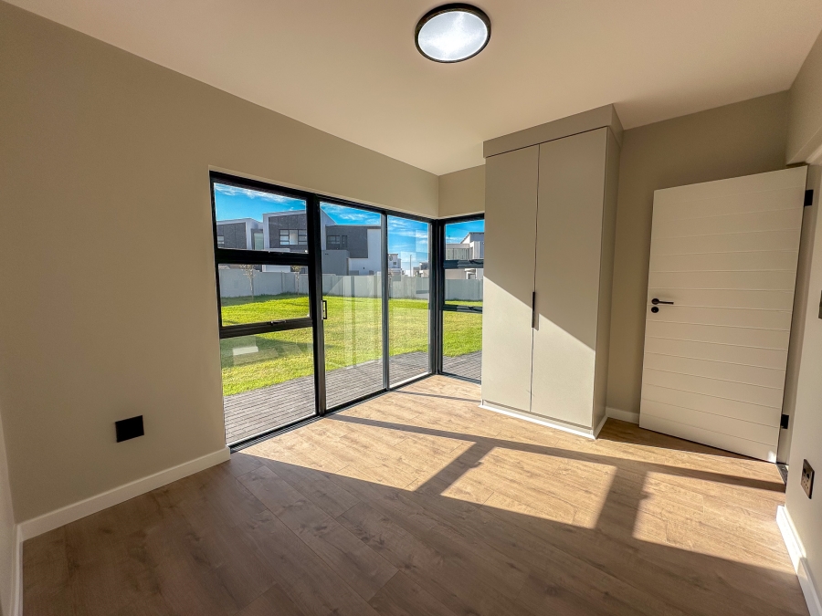 4 Bedroom Property for Sale in Midstream Heights Gauteng