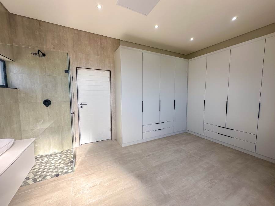 4 Bedroom Property for Sale in Midstream Heights Gauteng
