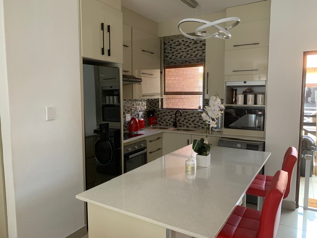 2 Bedroom Property for Sale in Pretorius Park Gauteng
