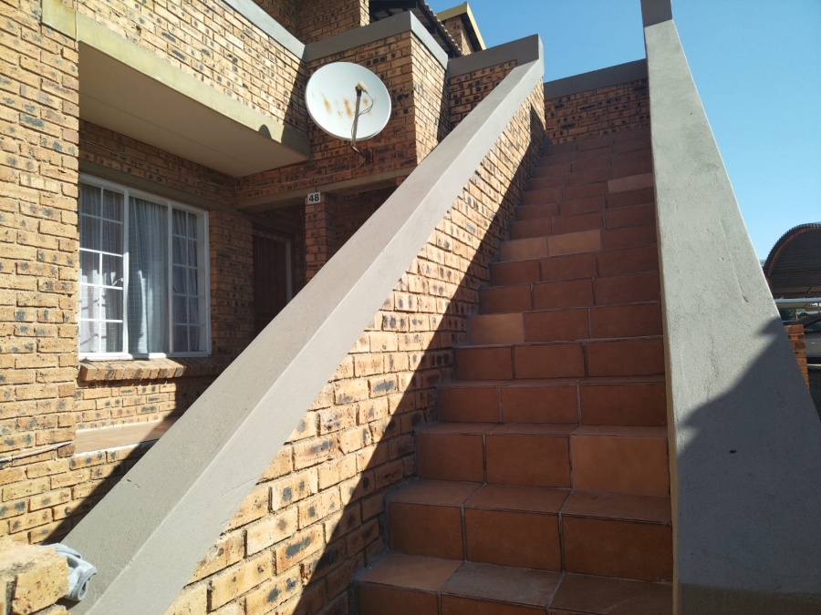 3 Bedroom Property for Sale in Noordwyk Gauteng