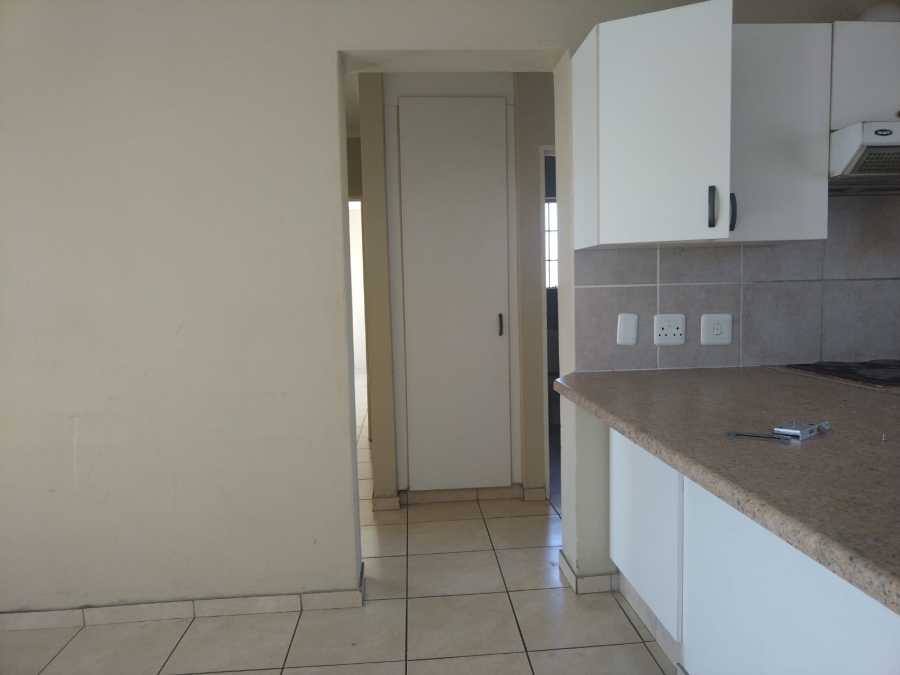 3 Bedroom Property for Sale in Noordwyk Gauteng