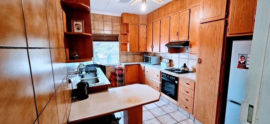 3 Bedroom Property for Sale in Three Rivers Proper Gauteng