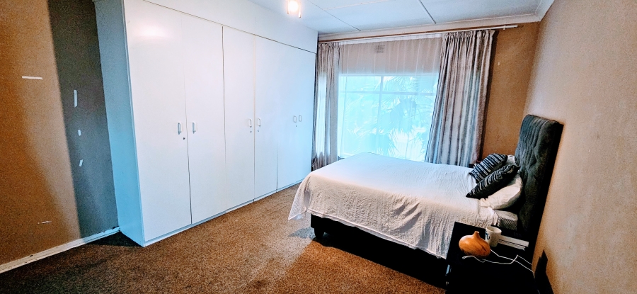 3 Bedroom Property for Sale in Three Rivers Proper Gauteng