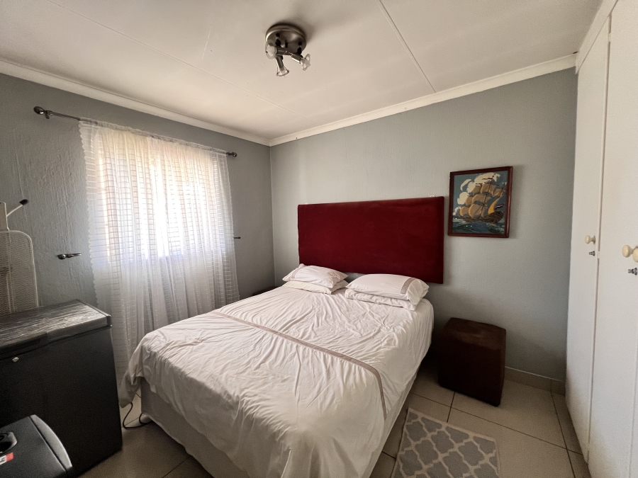 2 Bedroom Property for Sale in Noordwyk Gauteng
