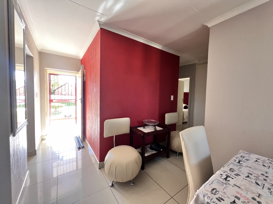 2 Bedroom Property for Sale in Noordwyk Gauteng