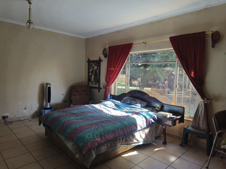 5 Bedroom Property for Sale in Valtaki Gauteng