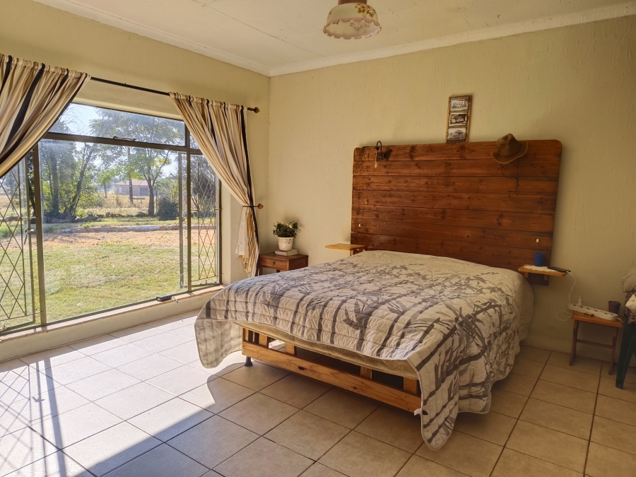 5 Bedroom Property for Sale in Valtaki Gauteng