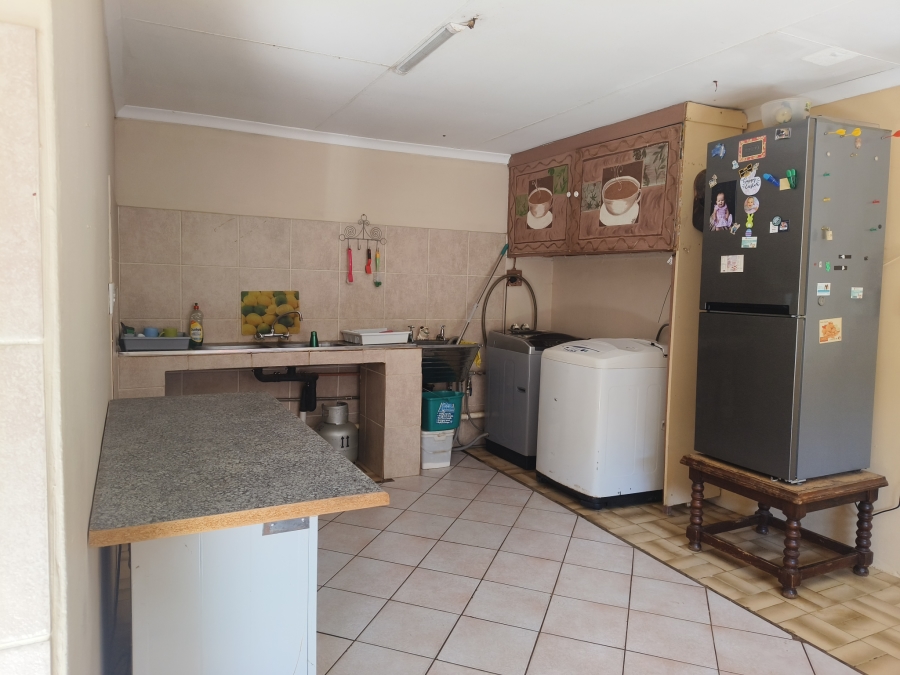 5 Bedroom Property for Sale in Valtaki Gauteng