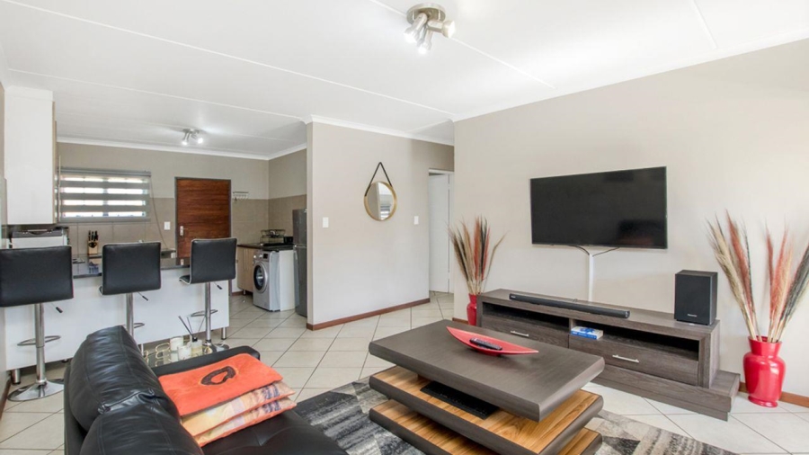 2 Bedroom Property for Sale in Carlswald Gauteng
