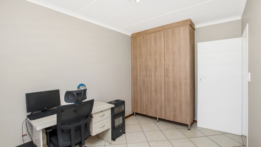 2 Bedroom Property for Sale in Carlswald Gauteng