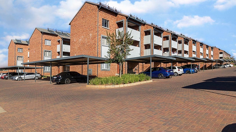 2 Bedroom Property for Sale in Carlswald Gauteng