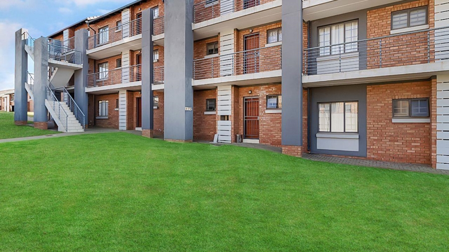 2 Bedroom Property for Sale in Carlswald Gauteng