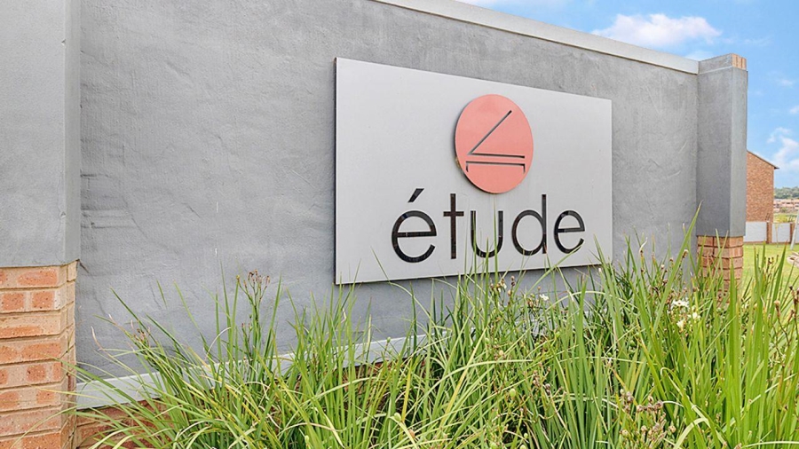 2 Bedroom Property for Sale in Carlswald Gauteng