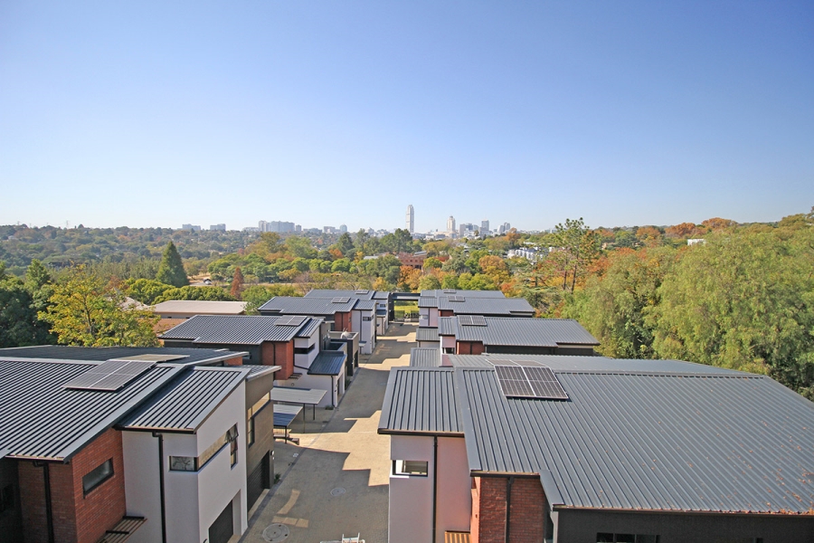 1 Bedroom Property for Sale in Hurlingham Gauteng