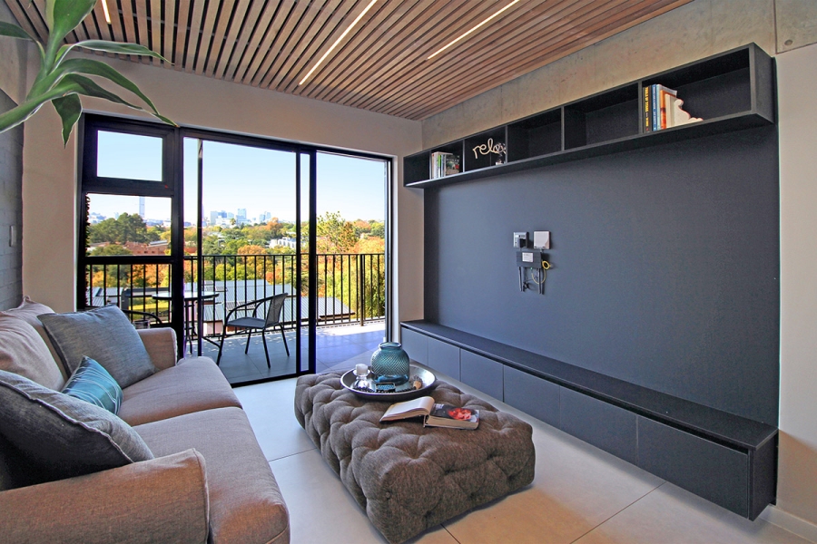 1 Bedroom Property for Sale in Hurlingham Gauteng