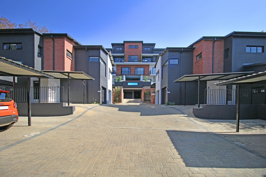 1 Bedroom Property for Sale in Hurlingham Gauteng
