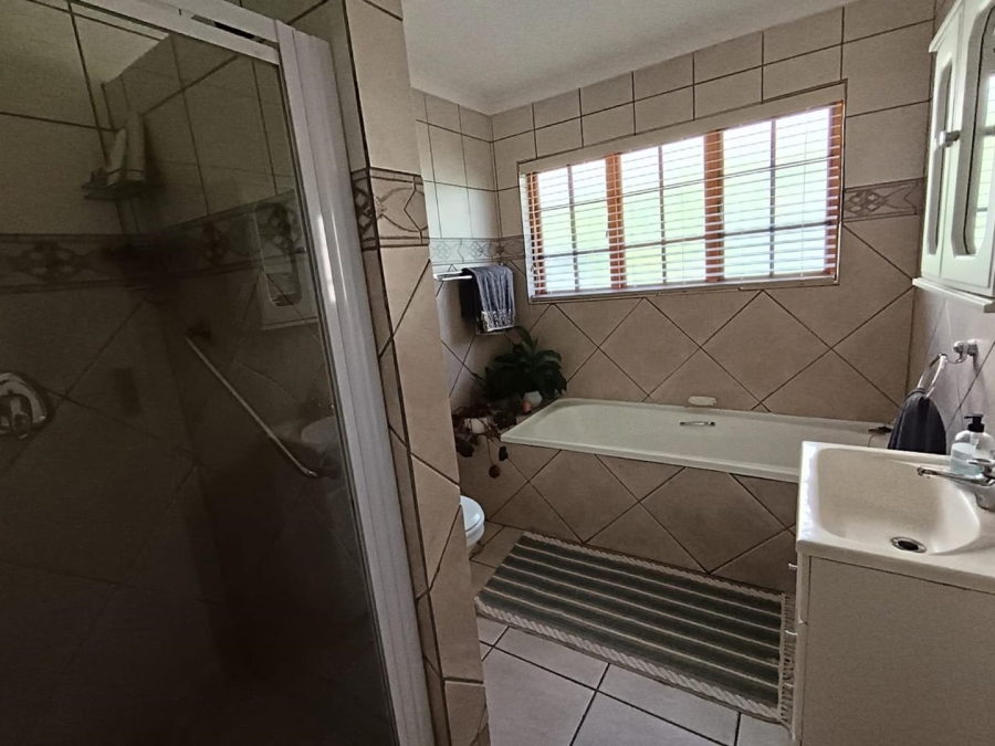 3 Bedroom Property for Sale in Rynfield Gauteng