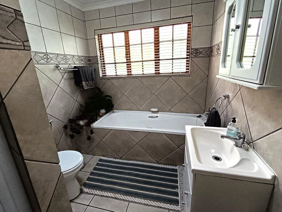 3 Bedroom Property for Sale in Rynfield Gauteng