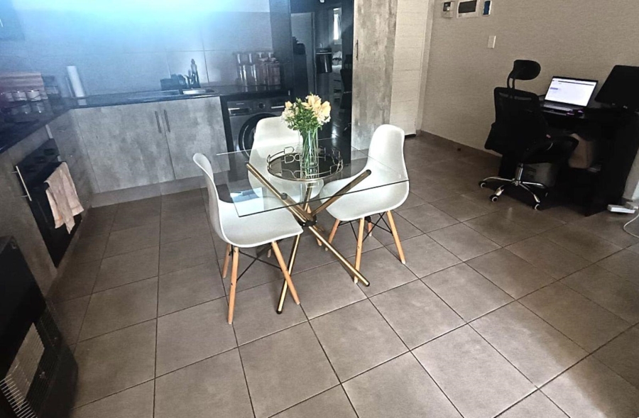 2 Bedroom Property for Sale in Rynfield Gauteng