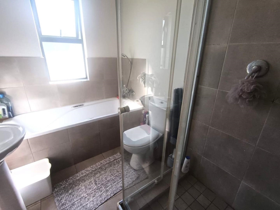2 Bedroom Property for Sale in Rynfield Gauteng