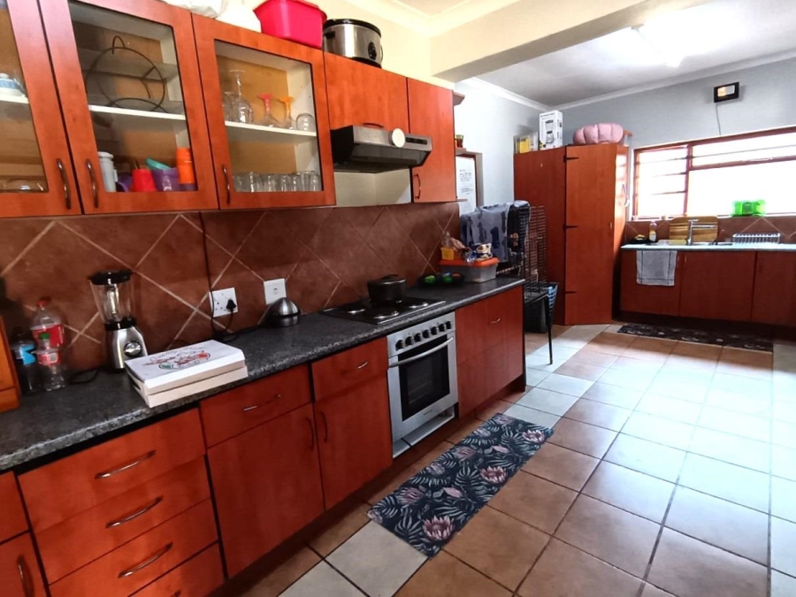 6 Bedroom Property for Sale in Rynfield Gauteng
