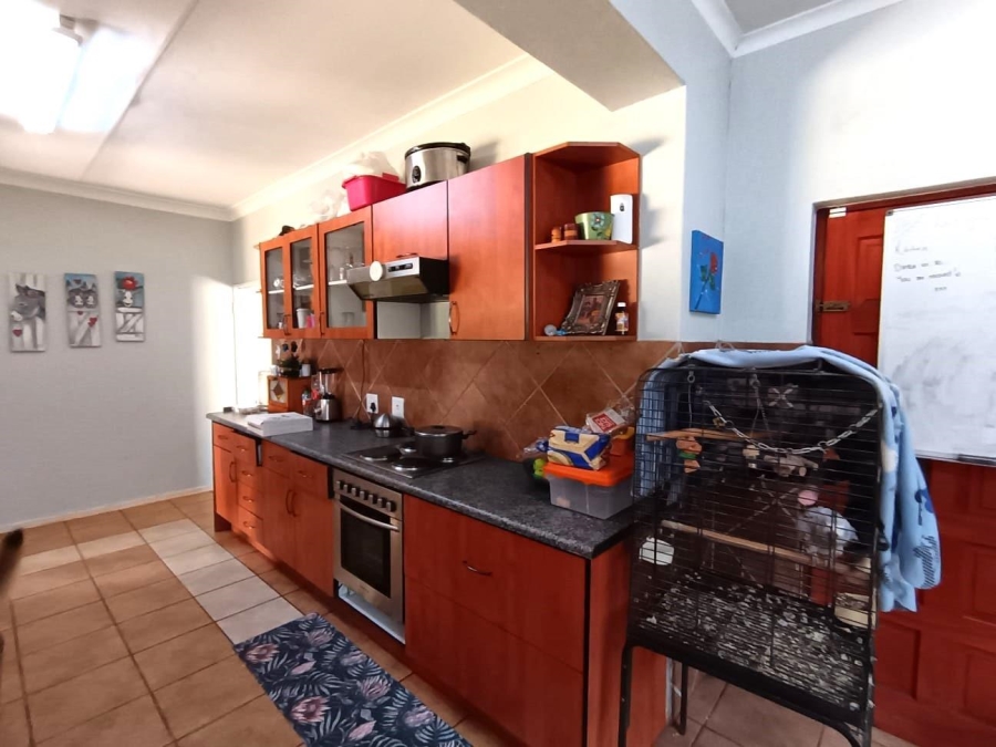 6 Bedroom Property for Sale in Rynfield Gauteng