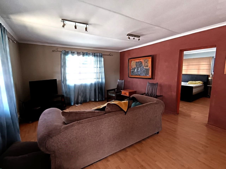 6 Bedroom Property for Sale in Rynfield Gauteng