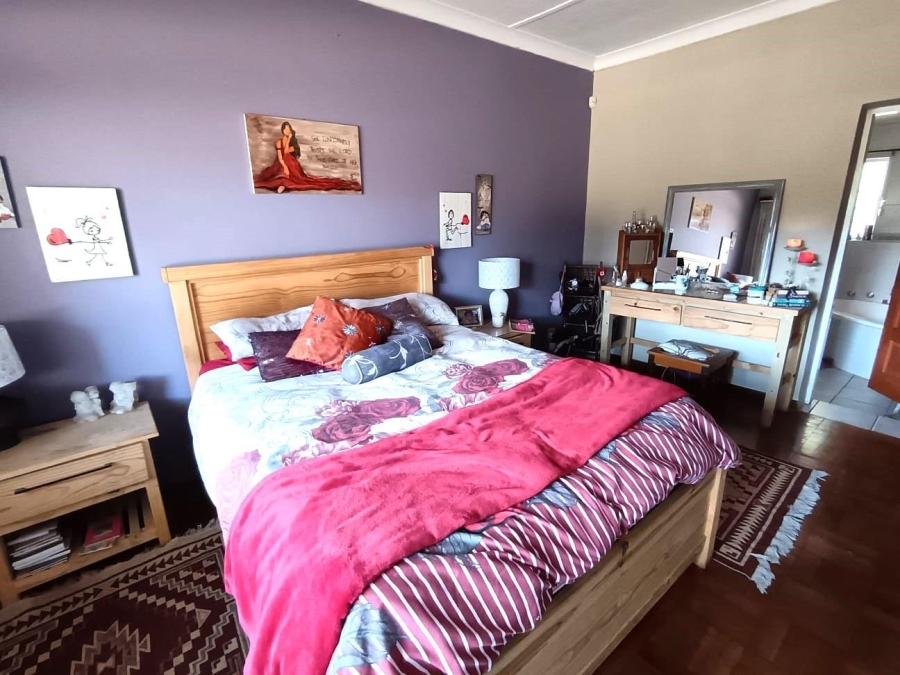6 Bedroom Property for Sale in Rynfield Gauteng