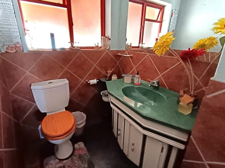 6 Bedroom Property for Sale in Rynfield Gauteng