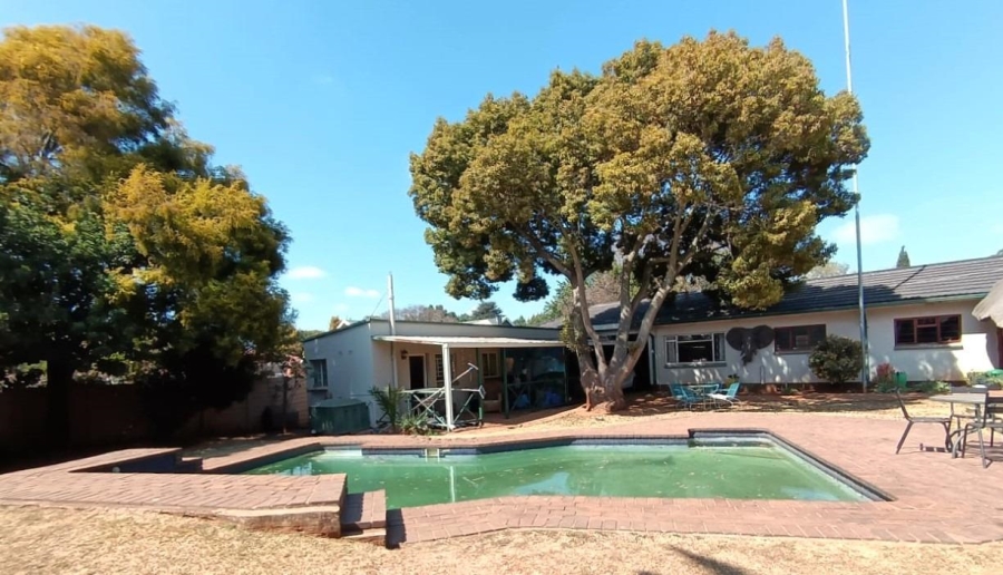 6 Bedroom Property for Sale in Rynfield Gauteng