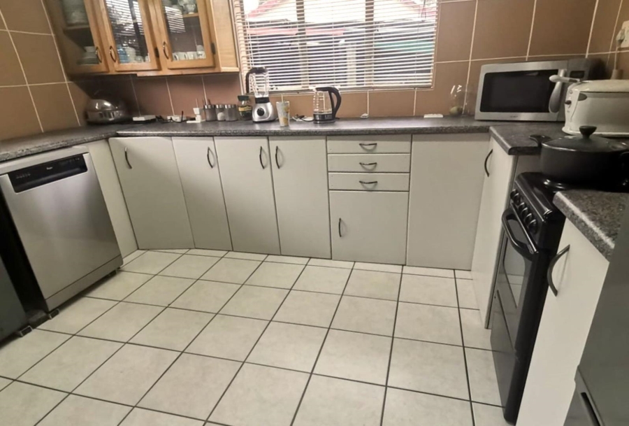 3 Bedroom Property for Sale in Van Dyk Park Gauteng