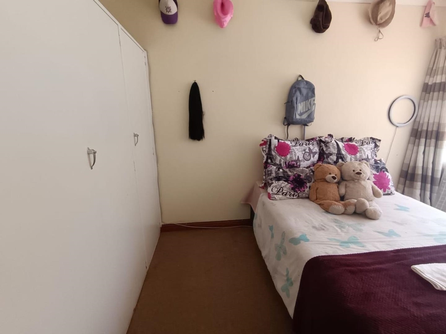 4 Bedroom Property for Sale in Morehill Gauteng